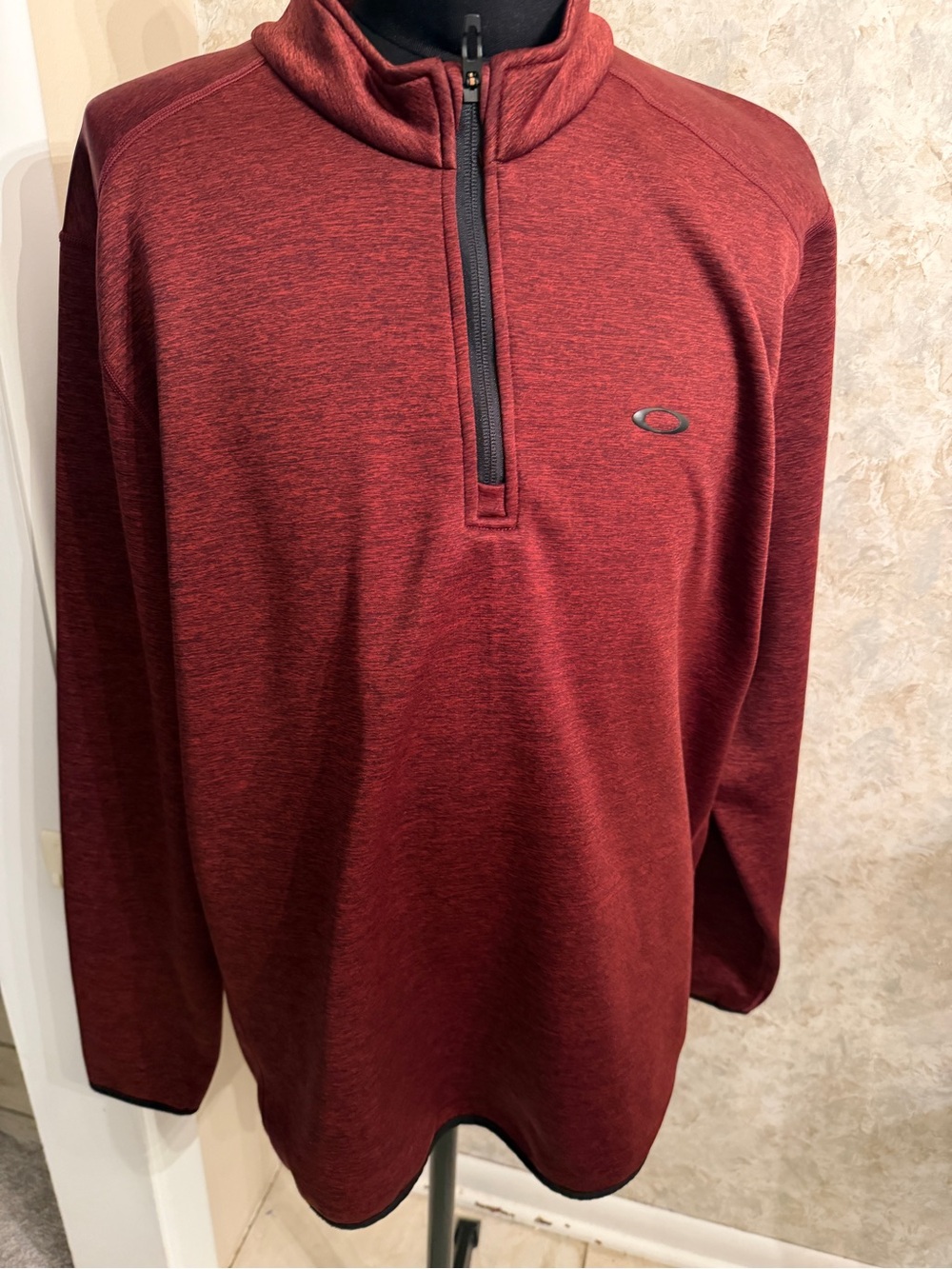Oakley Men’s Maroon Quarter-Zip Performance Sweater
